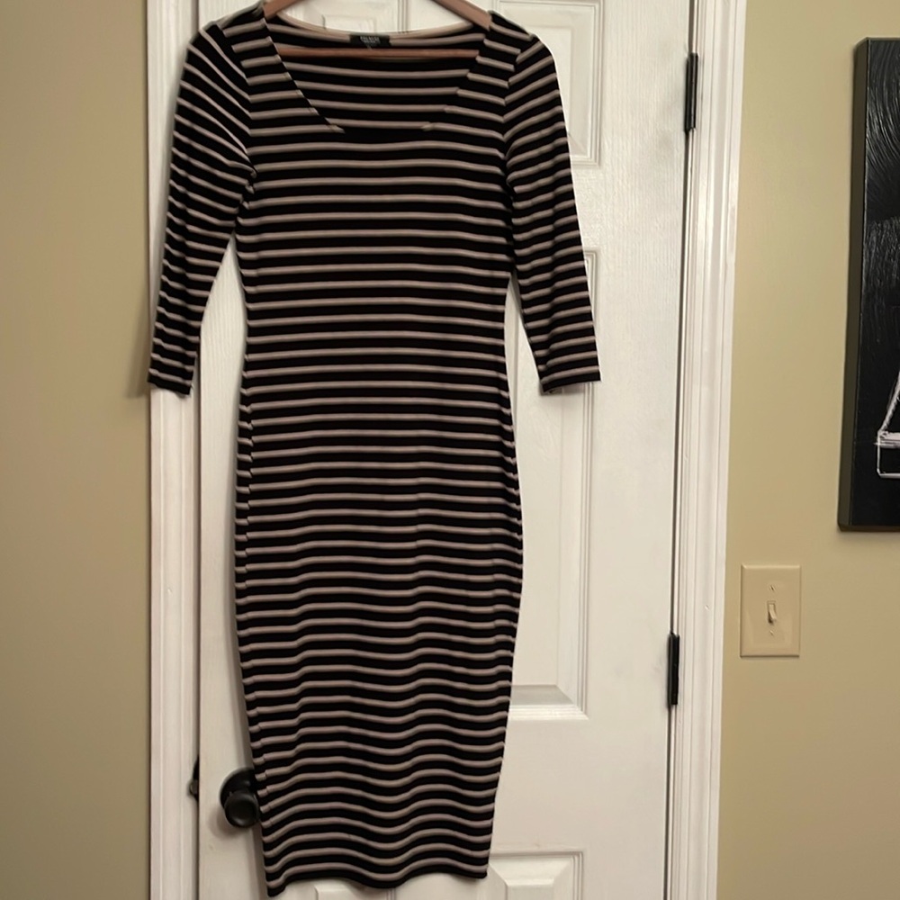 New Premise black white bodycon dress x small $79 Anthropologie tshirt